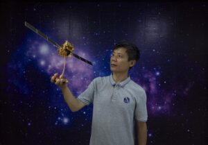 Ancient Chinese astronomical instruments draw museum-goers to cosmic quest