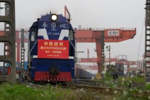 Freight train trips from Chongqing via New Int’l Land-Sea Trade Corridor see surge in H1
